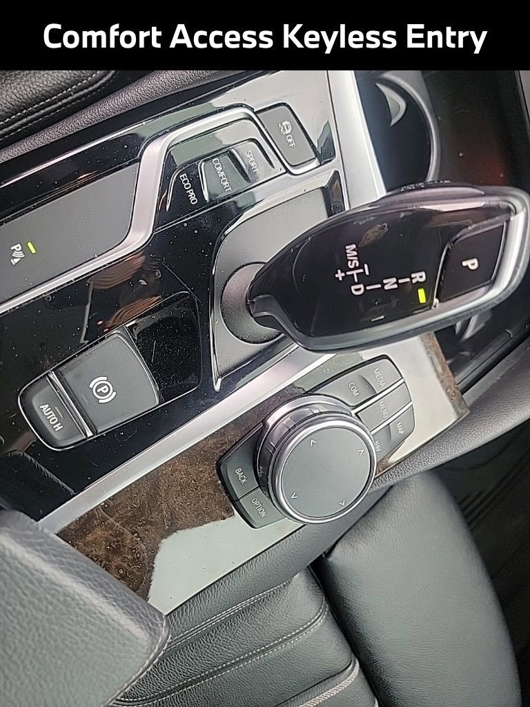 Used 2018 BMW 540i xDrive w/ Premium Package image 15