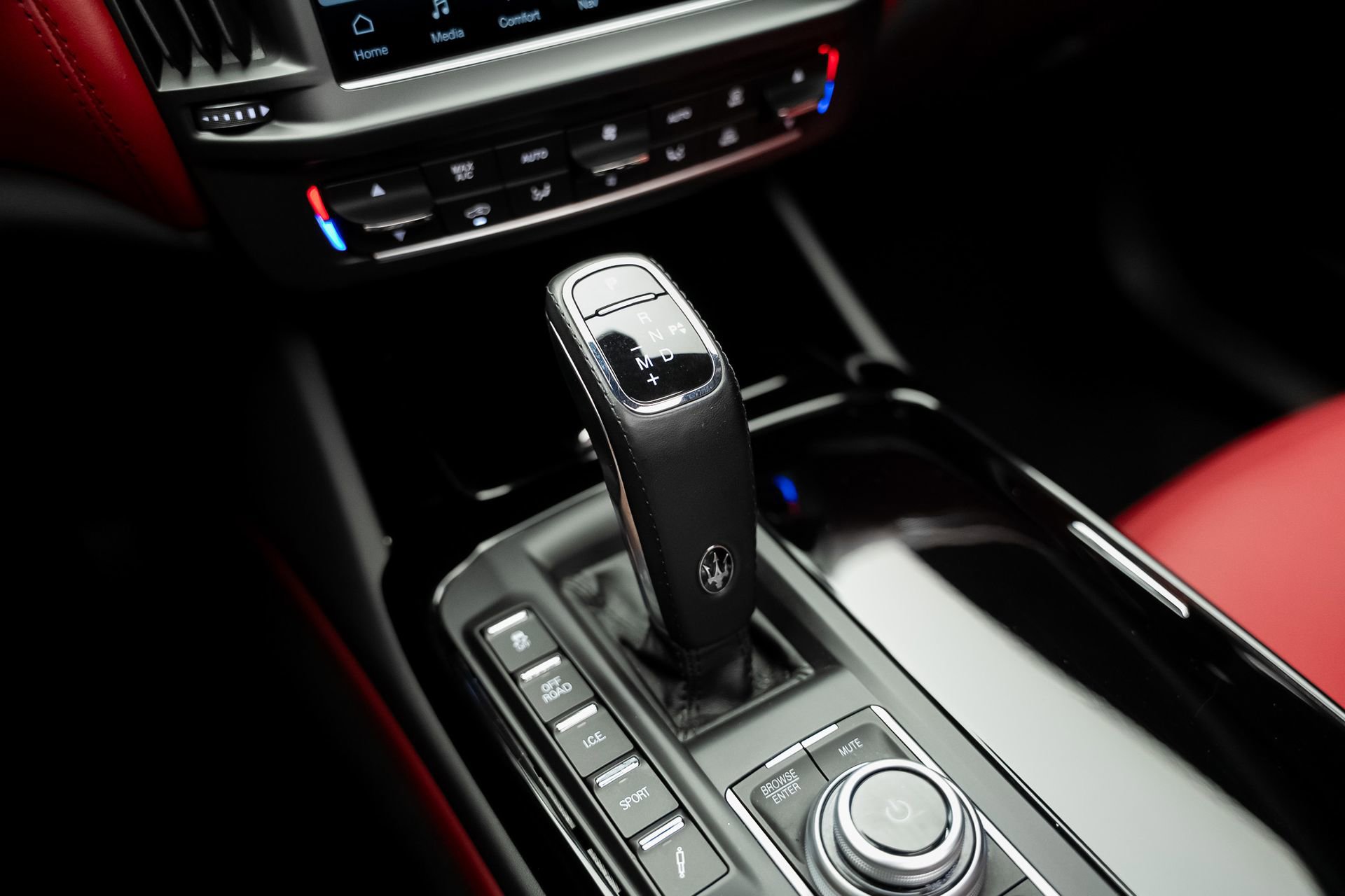 Used 2022 Maserati Levante GT AWD/4WD image 55