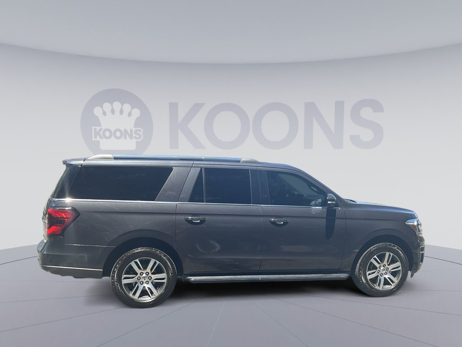 Used 2022 Ford Expedition Max Limited AWD/4WD image 5