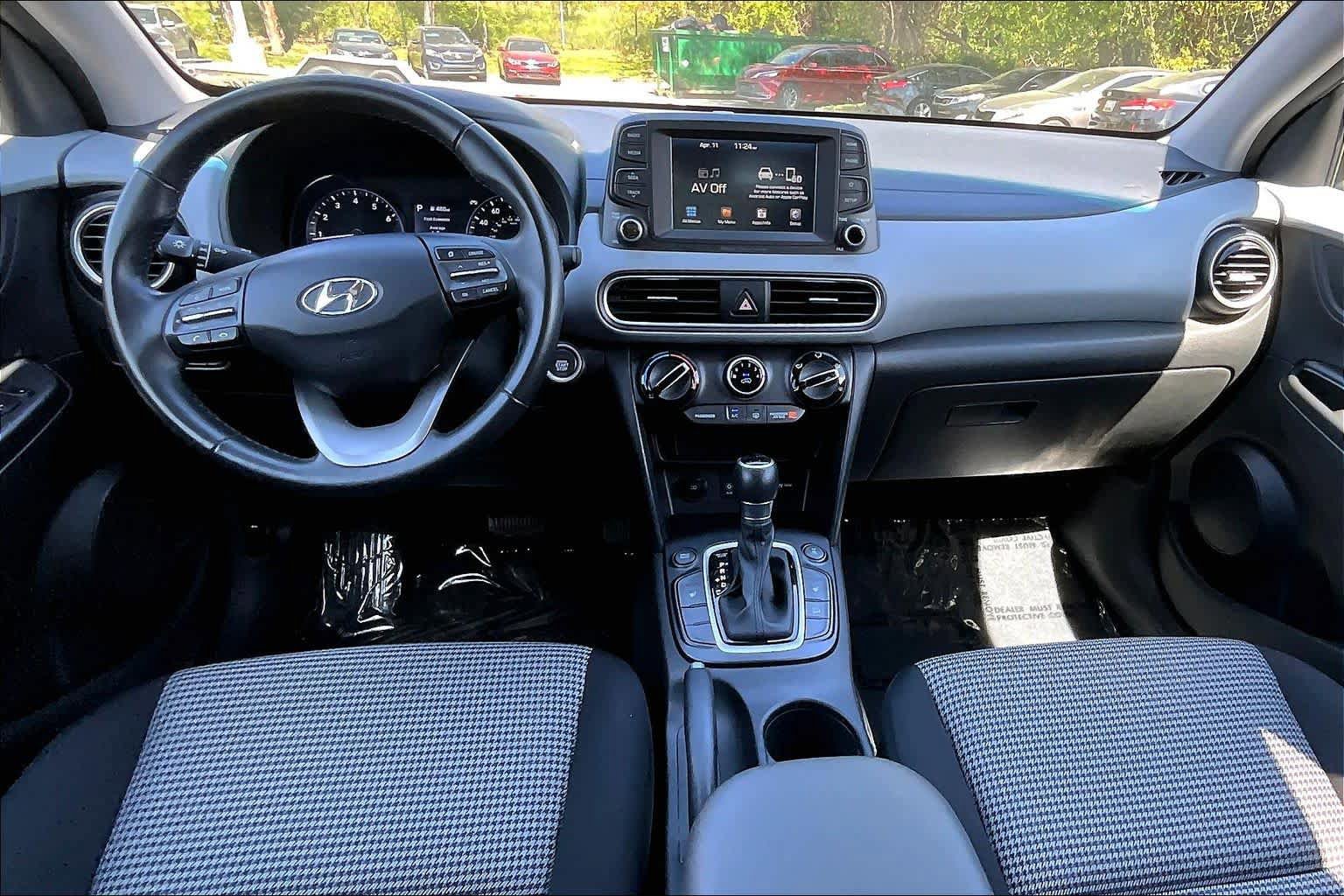Used 2019 Hyundai Kona SEL image 15