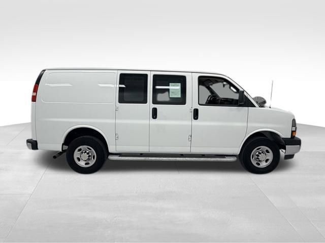 Certified 2024 Chevrolet Express 2500 w/ Driver Convenience Package image 6