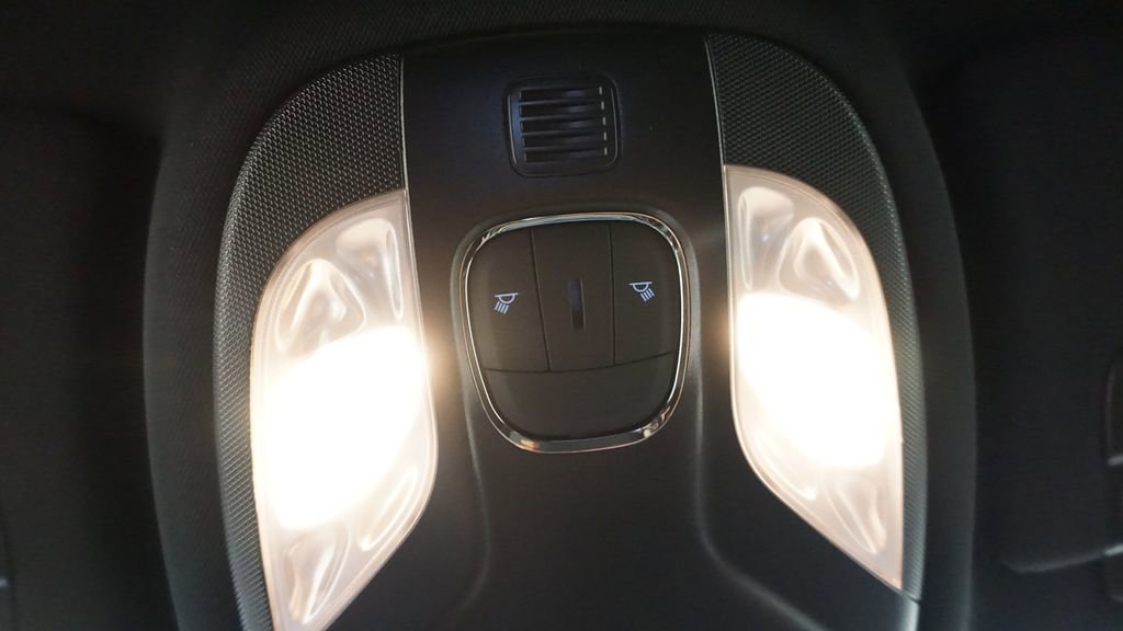 New 2026 Jeep Compass Latitude image 40