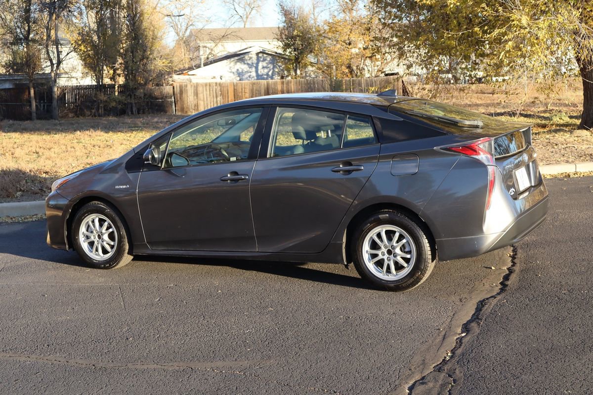 Used 2017 Toyota Prius Two image 8