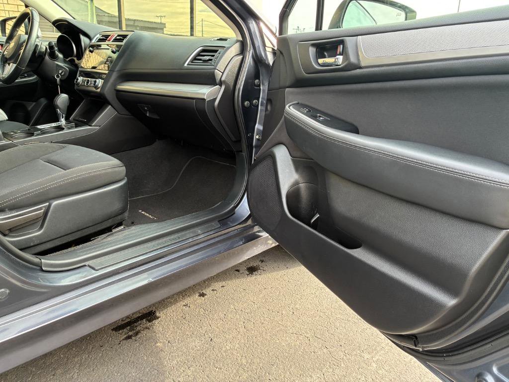 Used 2017 Subaru Legacy 2.5i Premium image 23