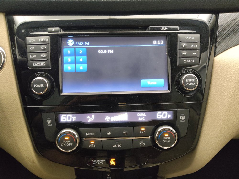 Used 2016 Nissan Rogue SL AWD/4WD image 25
