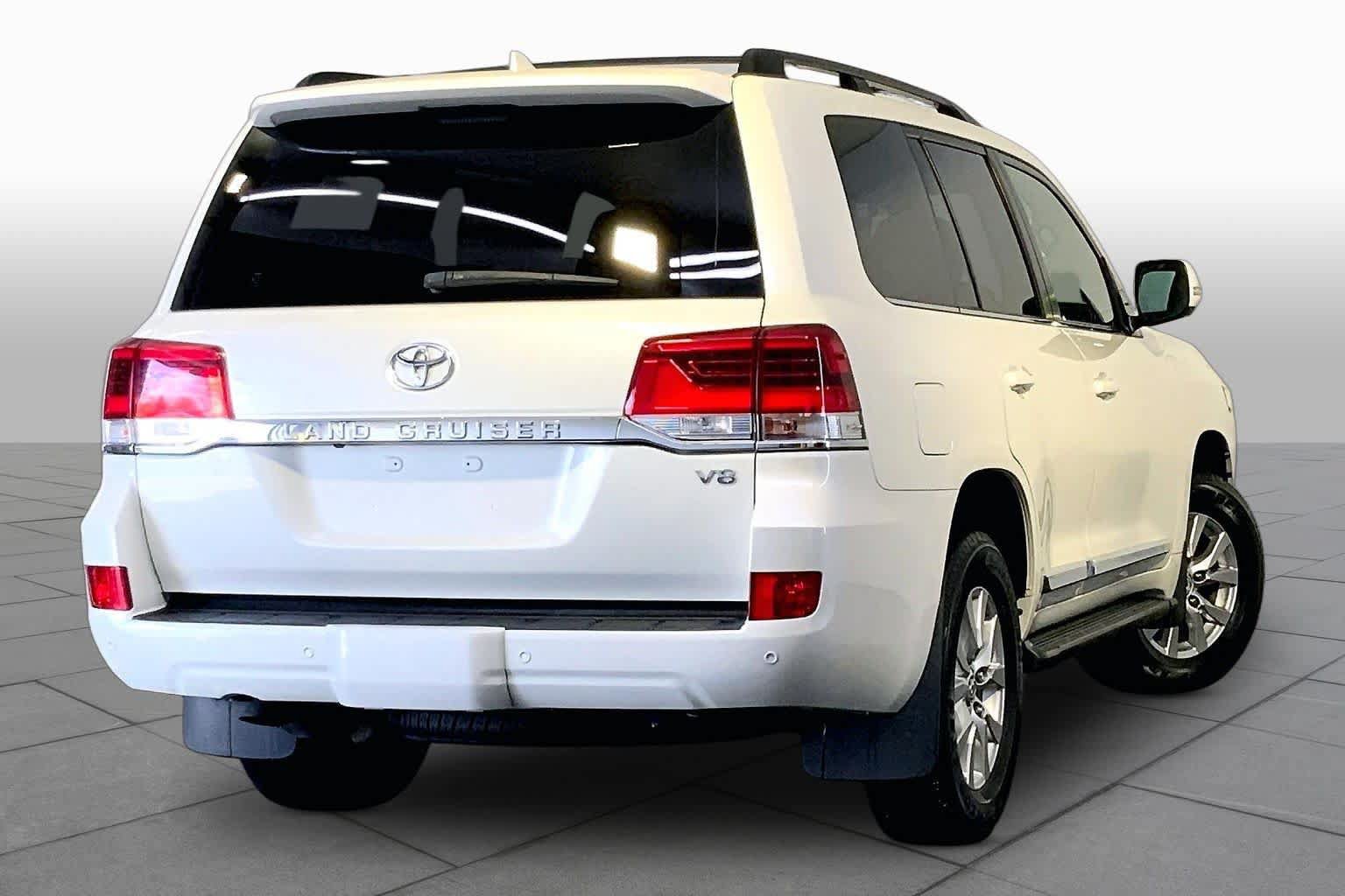 Used 2019 Toyota Land Cruiser AWD/4WD image 13