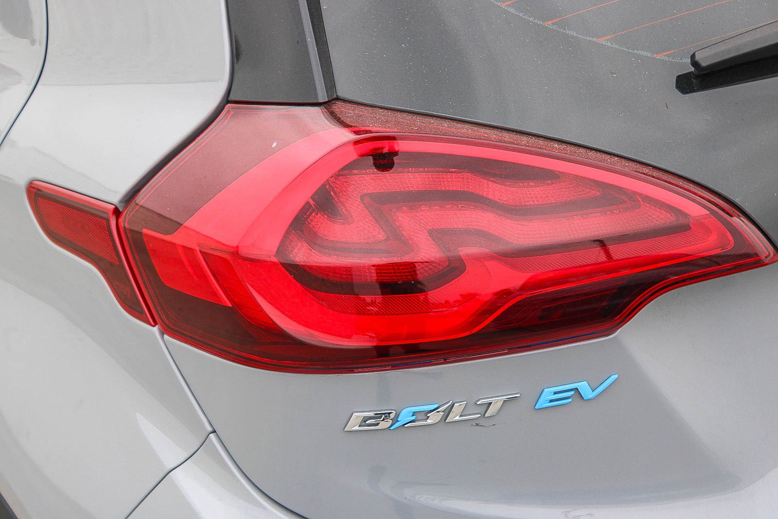 Used 2020 Chevrolet Bolt LT FWD image 11
