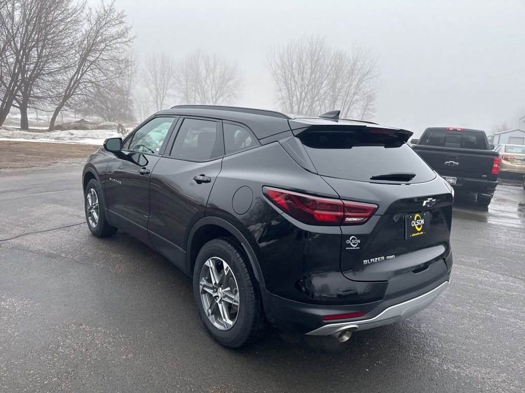 Used 2024 Chevrolet Blazer LT w/ Sound & Technology Package image 3