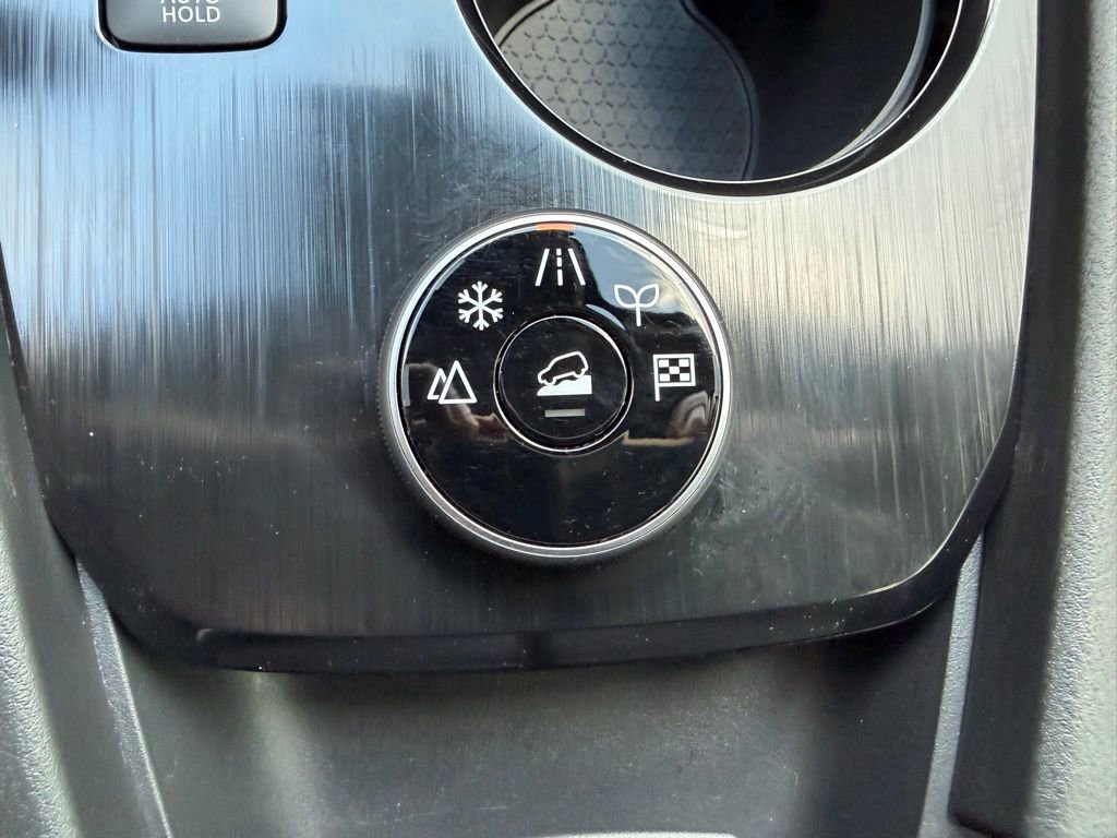 Used 2026 Nissan Rogue SV w/ Rock Creek Premium Package AWD/4WD image 14
