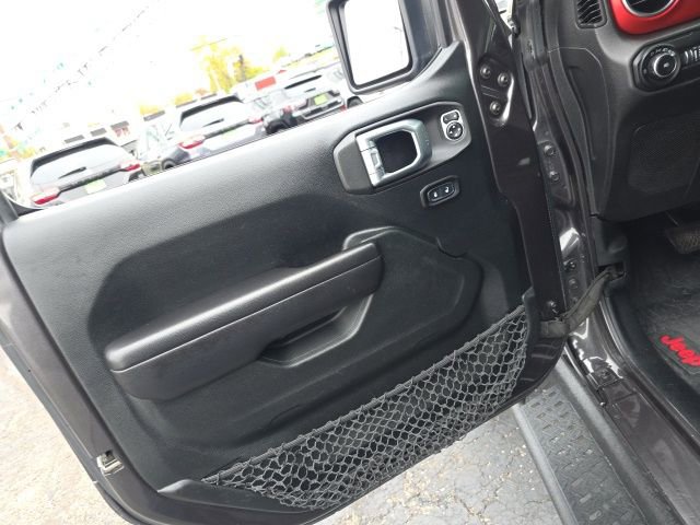 Used 2021 Jeep Wrangler Unlimited Rubicon w/ Cold Weather Group image 10