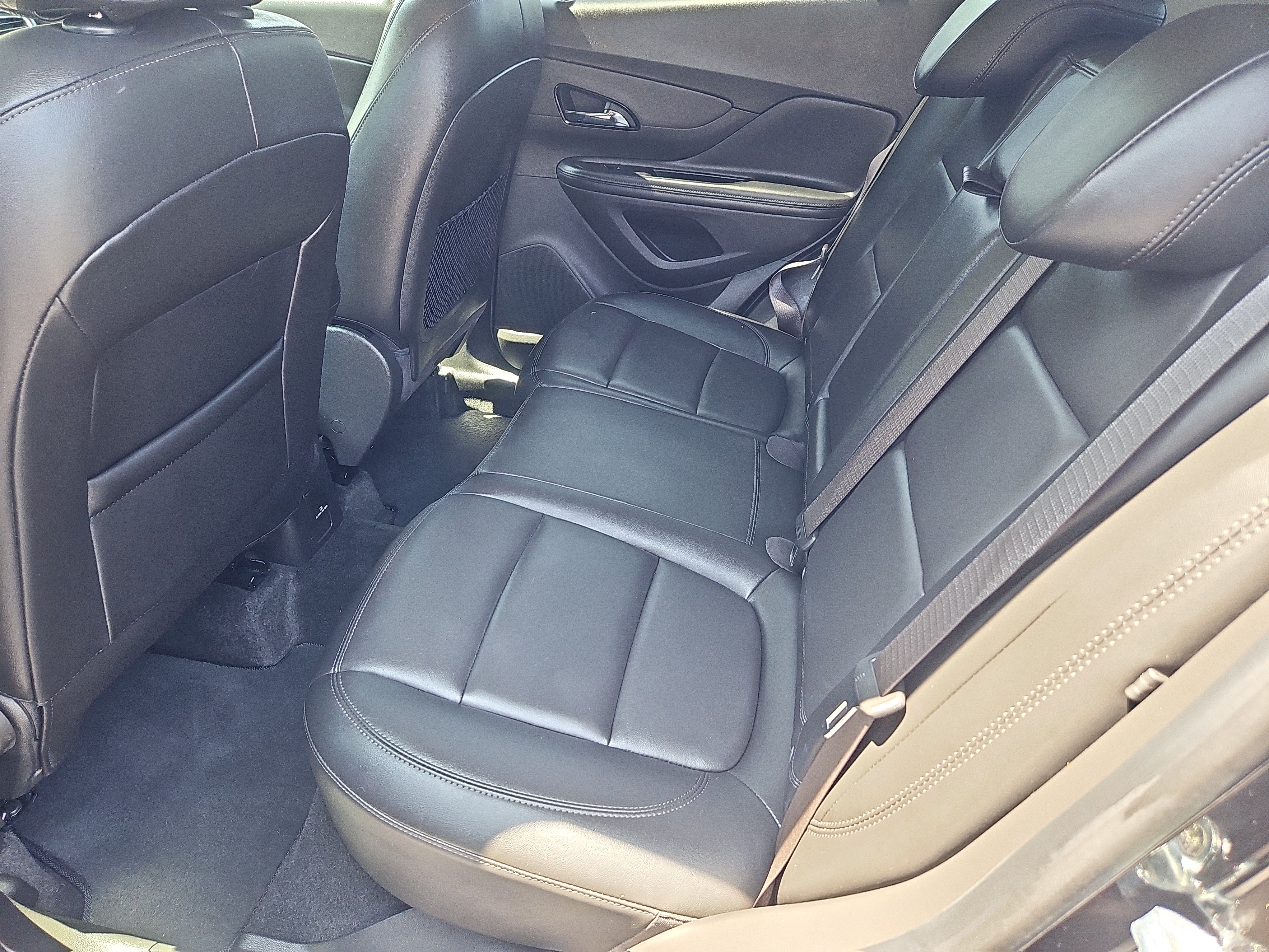 Used 2019 Buick Encore Essence w/ Safety Package II AWD/4WD image 29
