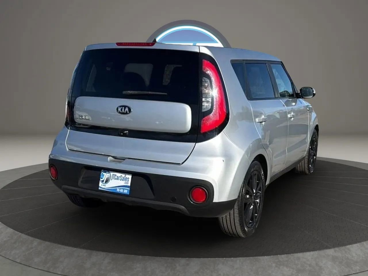 Used 2019 Kia Soul + w/ Primo Package FWD image 6
