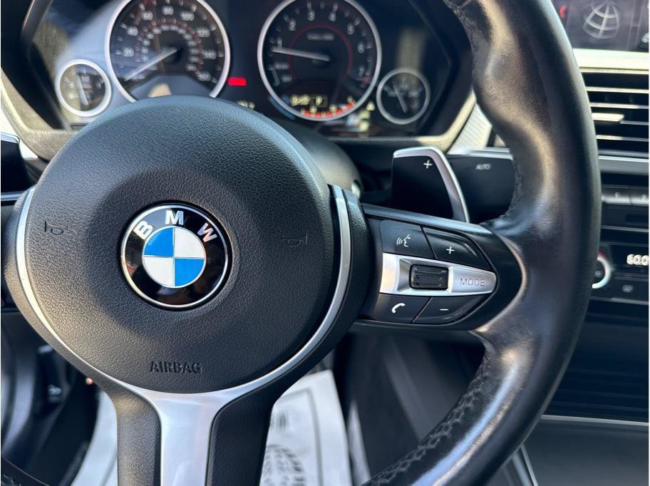 Used 2018 BMW 340i Sedan RWD image 38