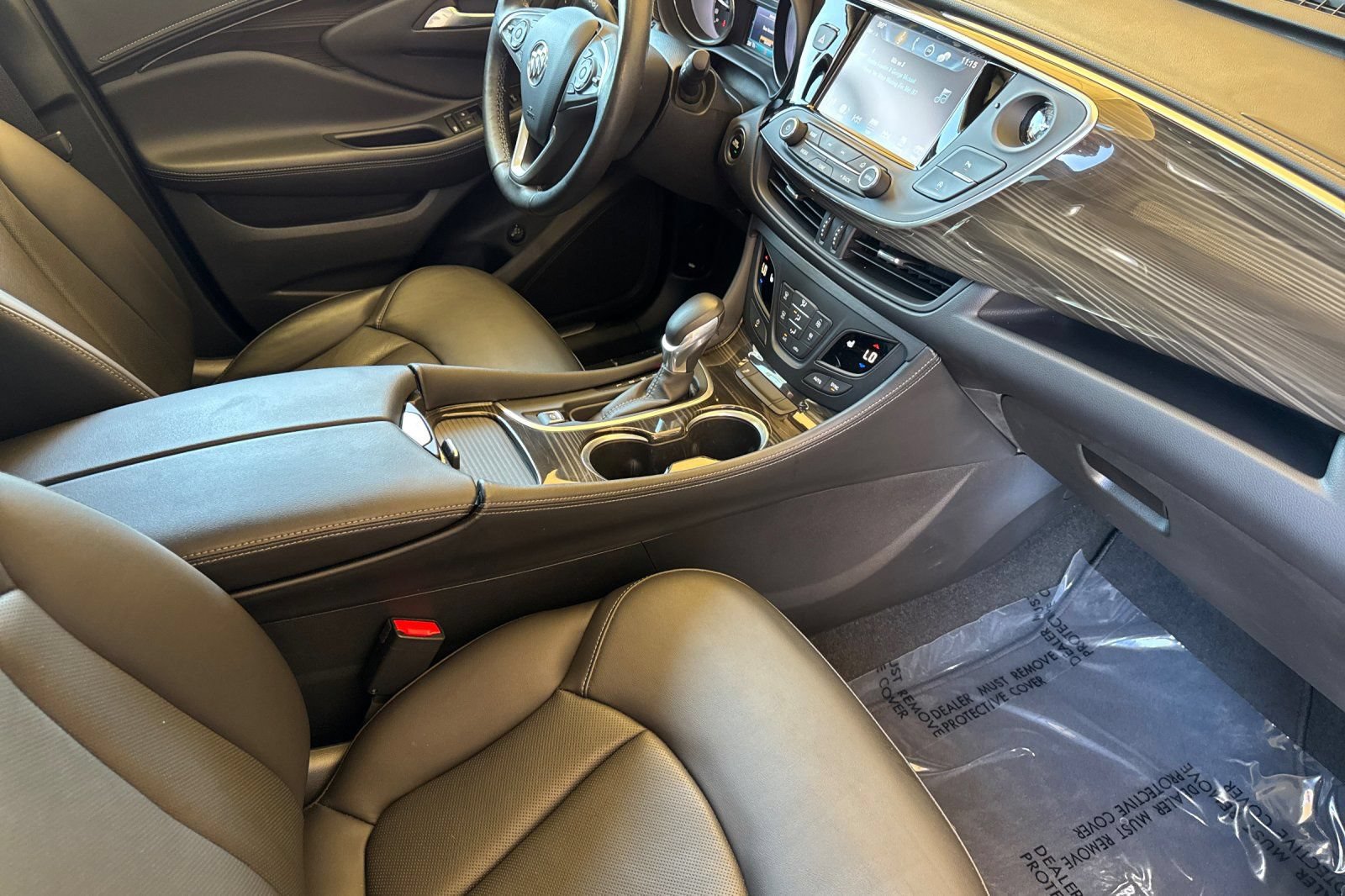 Certified 2020 Buick Envision Essence w/ LPO, Cargo Package FWD image 17