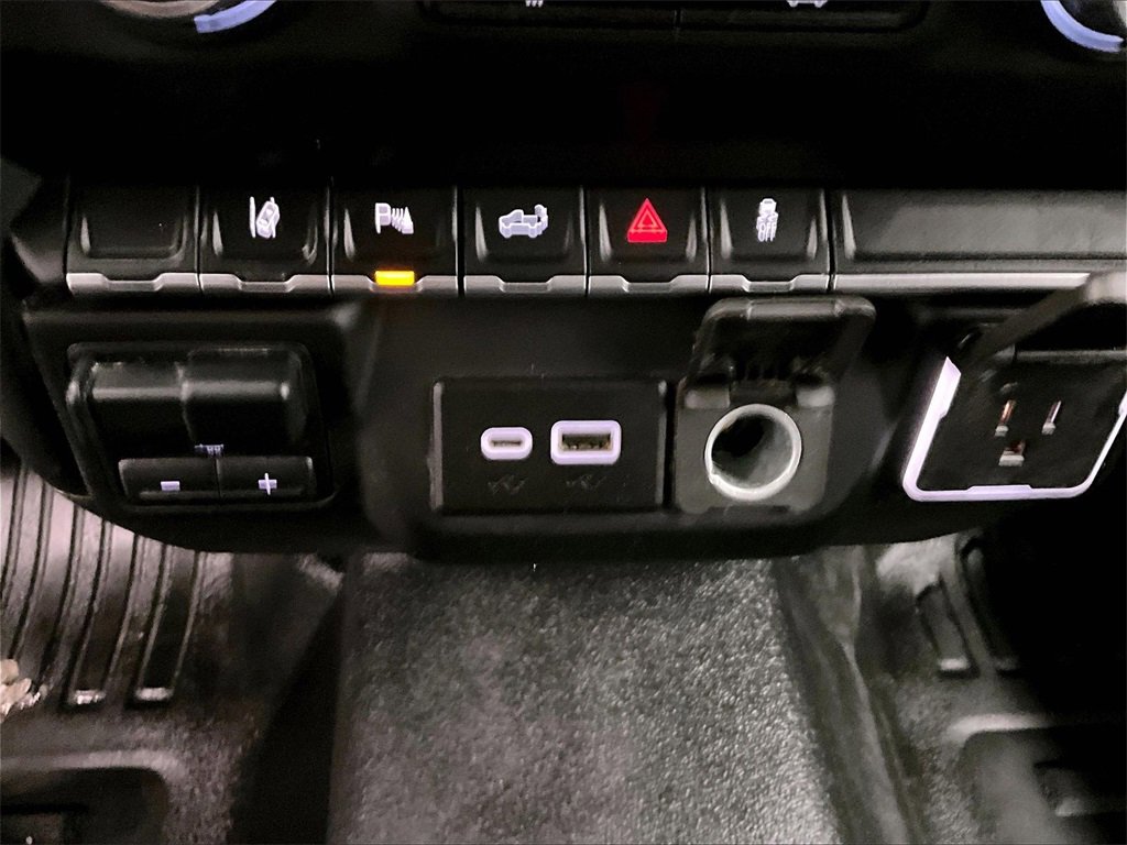 Used 2024 Chevrolet Silverado 3500 W/T w/ WT Safety Package image 24