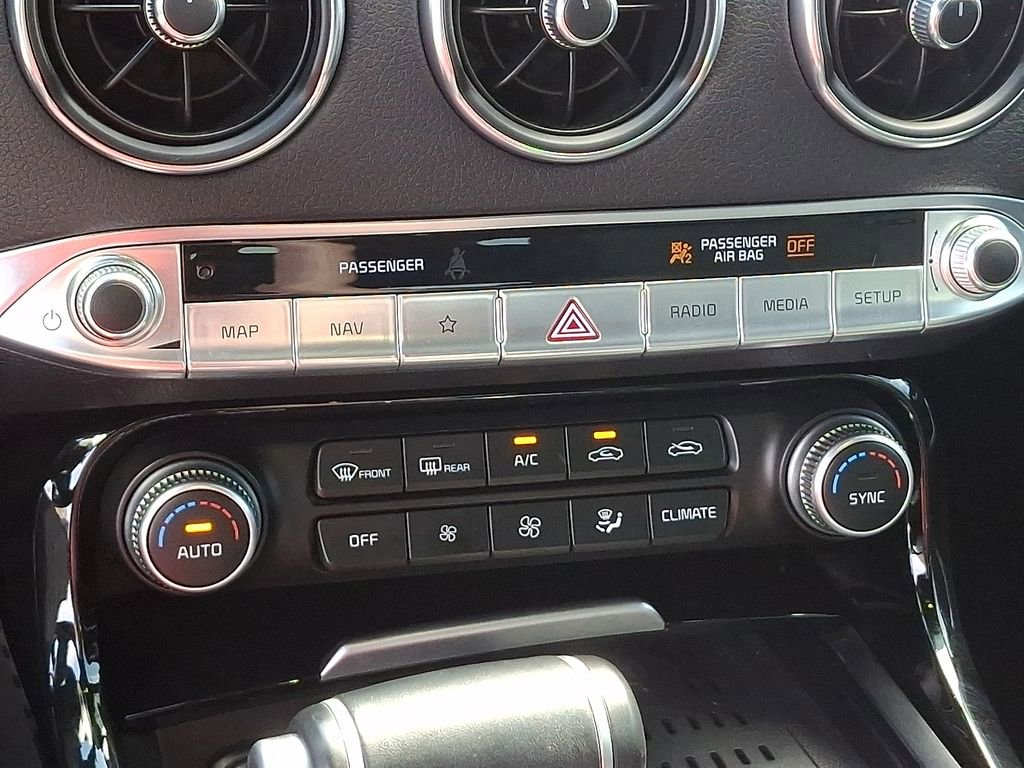Certified 2023 Kia Stinger GT-Line AWD/4WD image 15