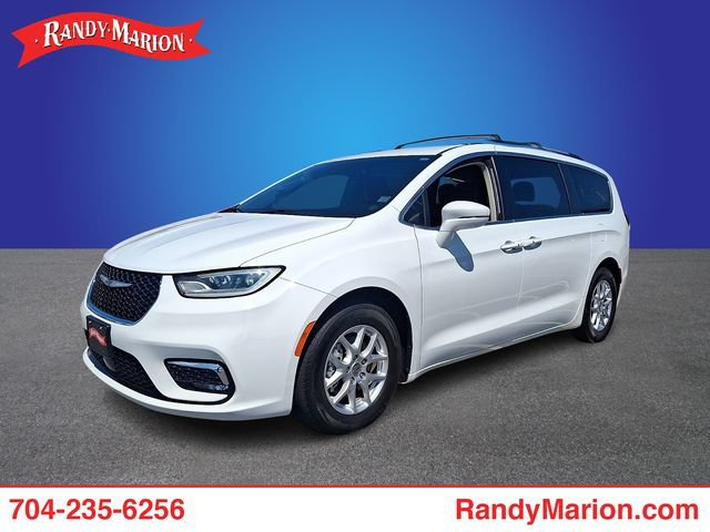 Used 2022 Chrysler Pacifica Touring-L
