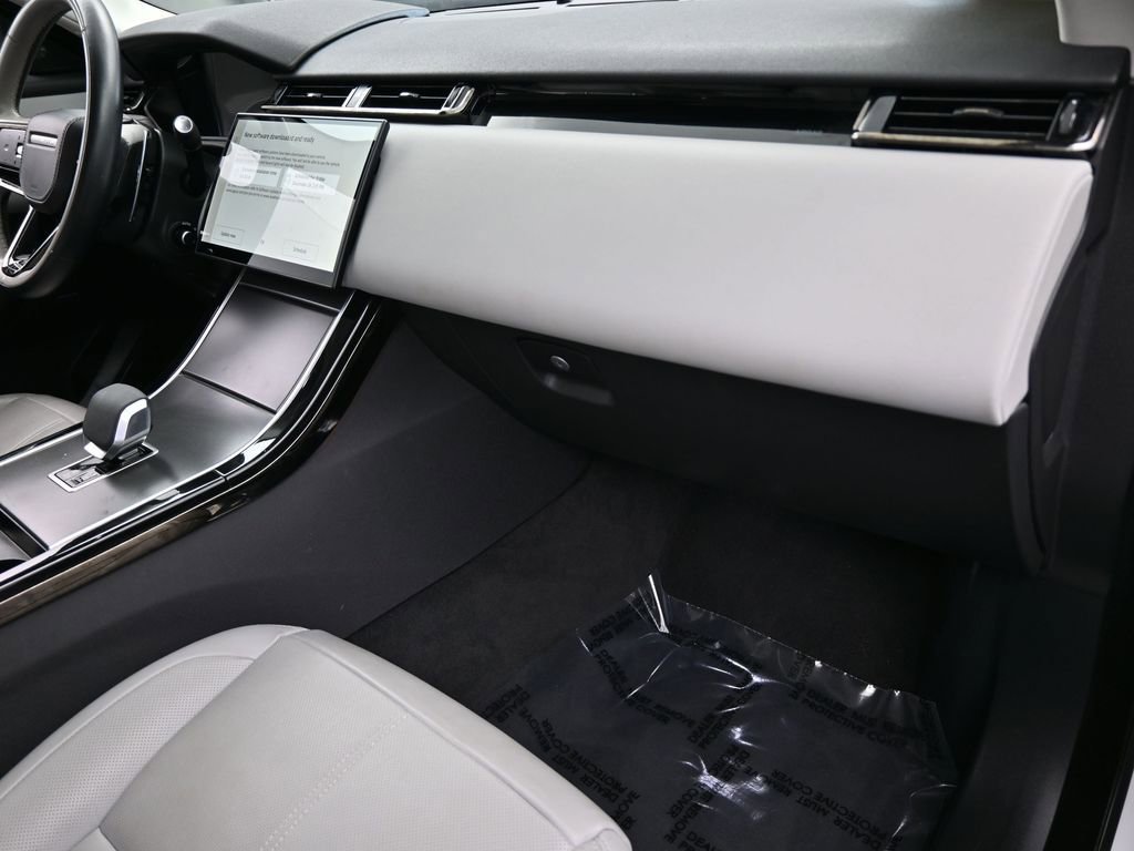 Used 2025 Land Rover Range Rover Velar Dynamic SE image 44