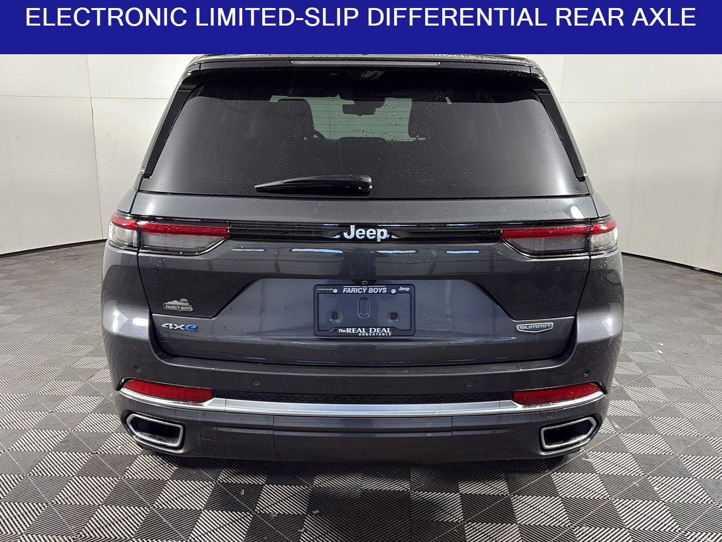 Used 2022 Jeep Grand Cherokee Summit w/ Advanced Protech Group IV image 6