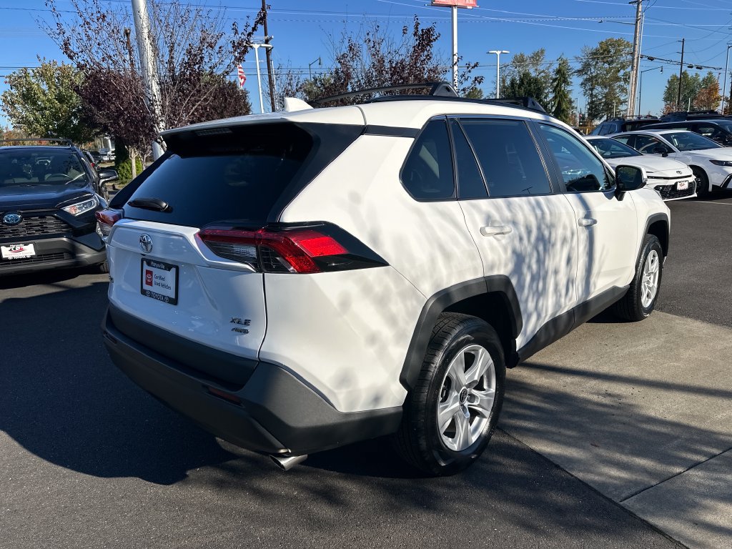 Certified 2021 Toyota RAV4 XLE AWD/4WD image 5