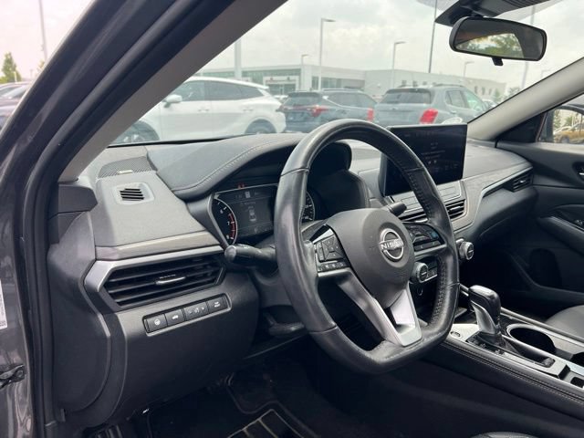 Used 2024 Nissan Altima 2.5 SL AWD/4WD image 9