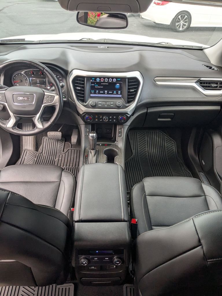 Used 2019 GMC Acadia SLT image 11