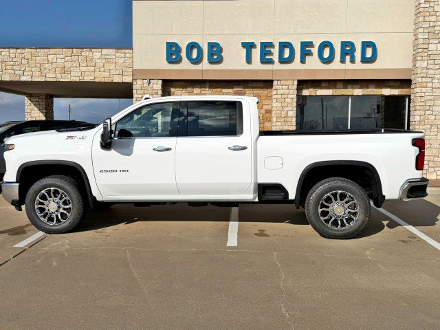 New 2026 Chevrolet Silverado 2500 LTZ w/ LTZ Premium Package image 2