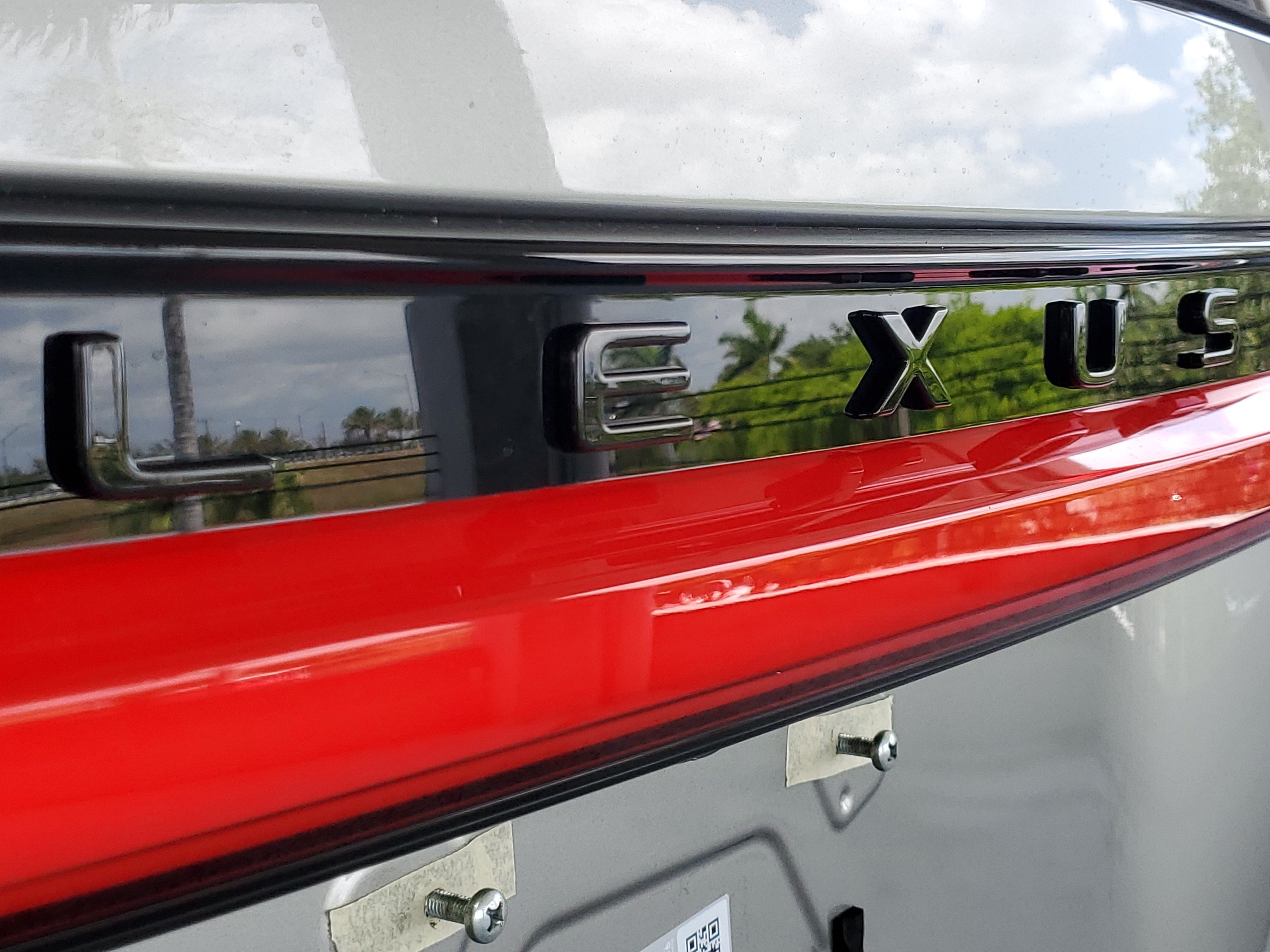 Used 2024 Lexus GX 550 w/ Cold Area Package AWD/4WD image 5