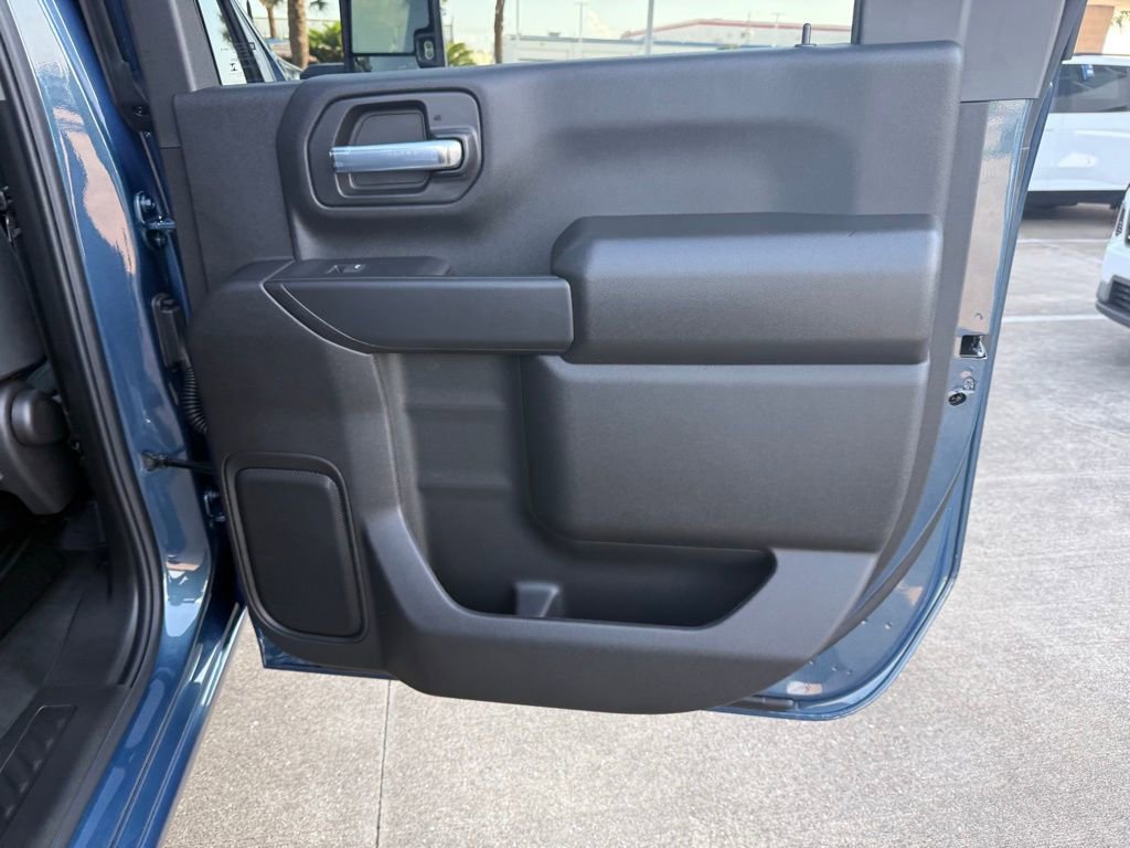 New 2026 Chevrolet Silverado 2500 Custom w/ Custom Value Package AWD/4WD image 44