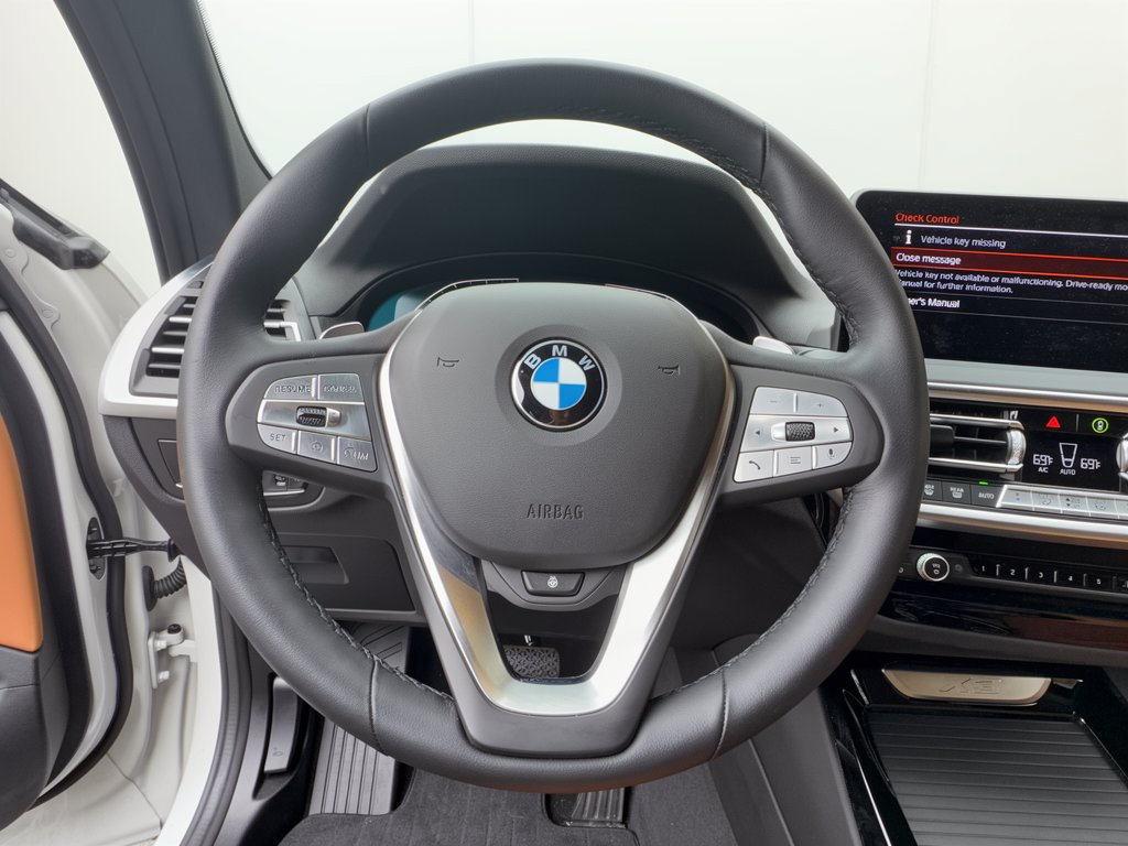 Used 2024 BMW X3 xDrive30i w/ Premium Package AWD/4WD image 10