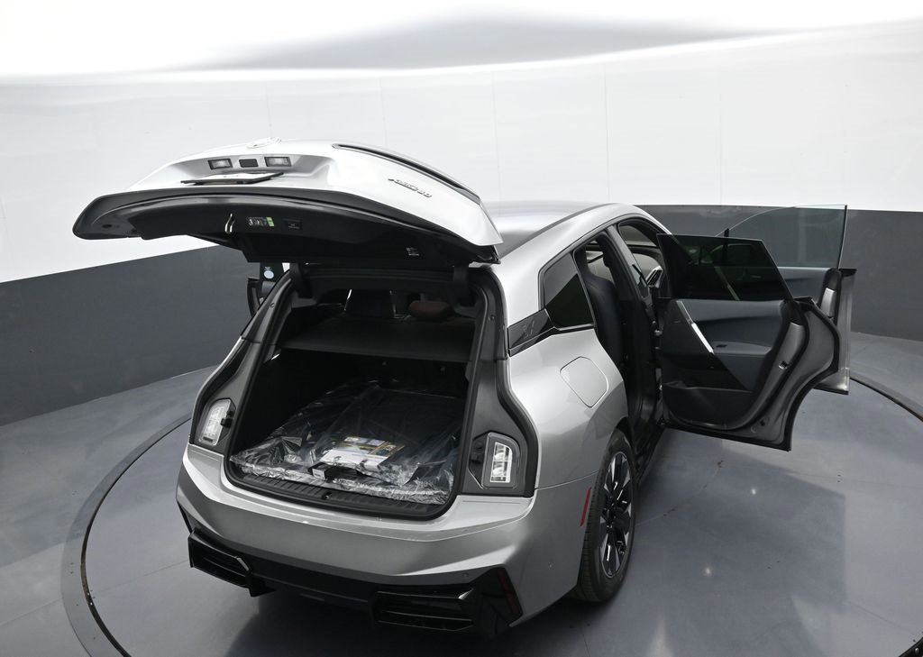 New 2026 BMW iX xDrive60 w/ M Sport Package image 46