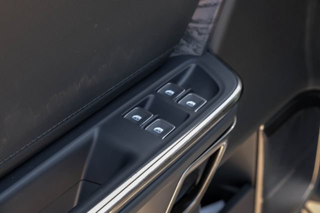Used 2023 Rivian R1S Adventure AWD/4WD image 50