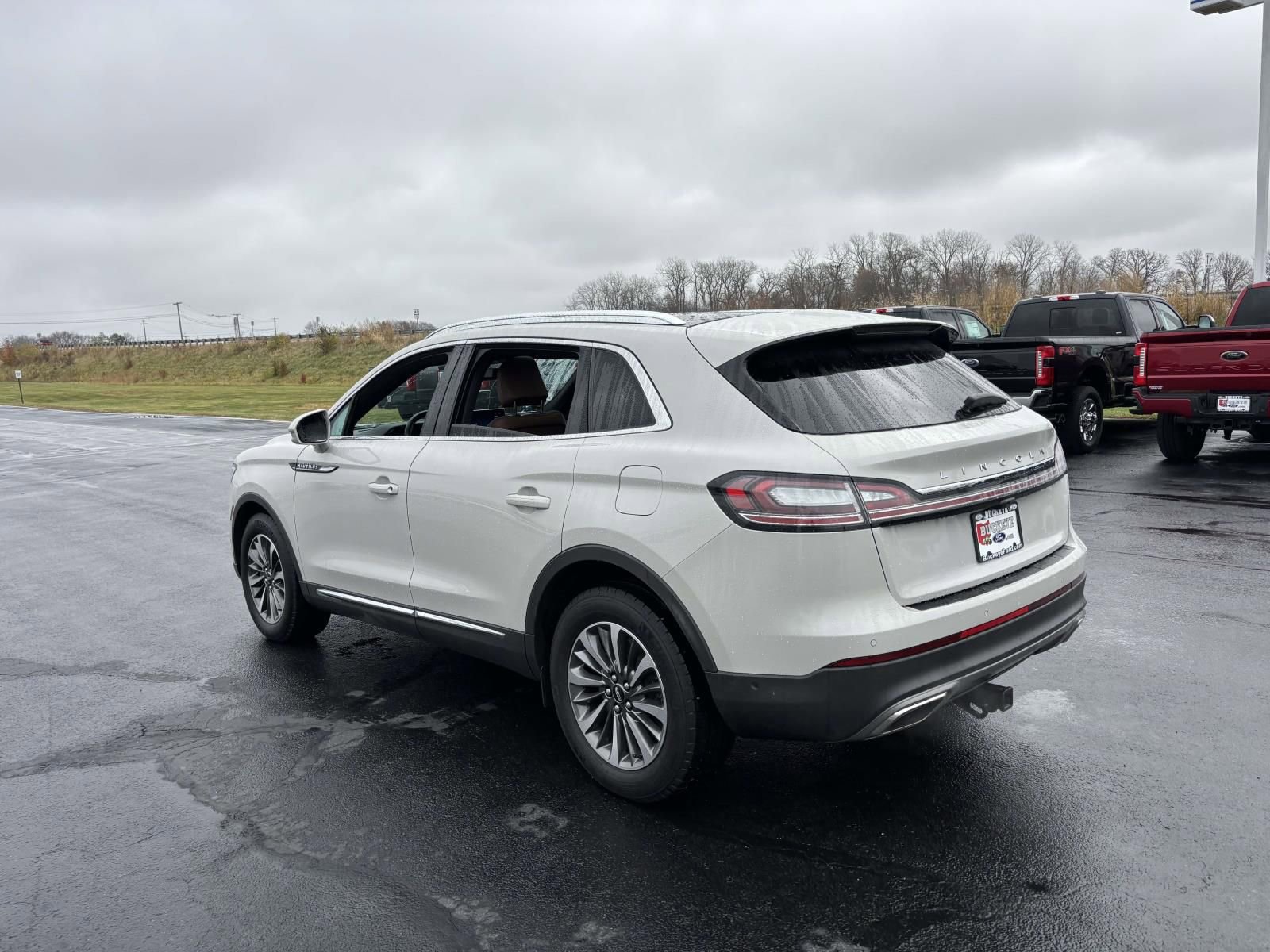 Used 2021 Lincoln Nautilus Reserve image 7