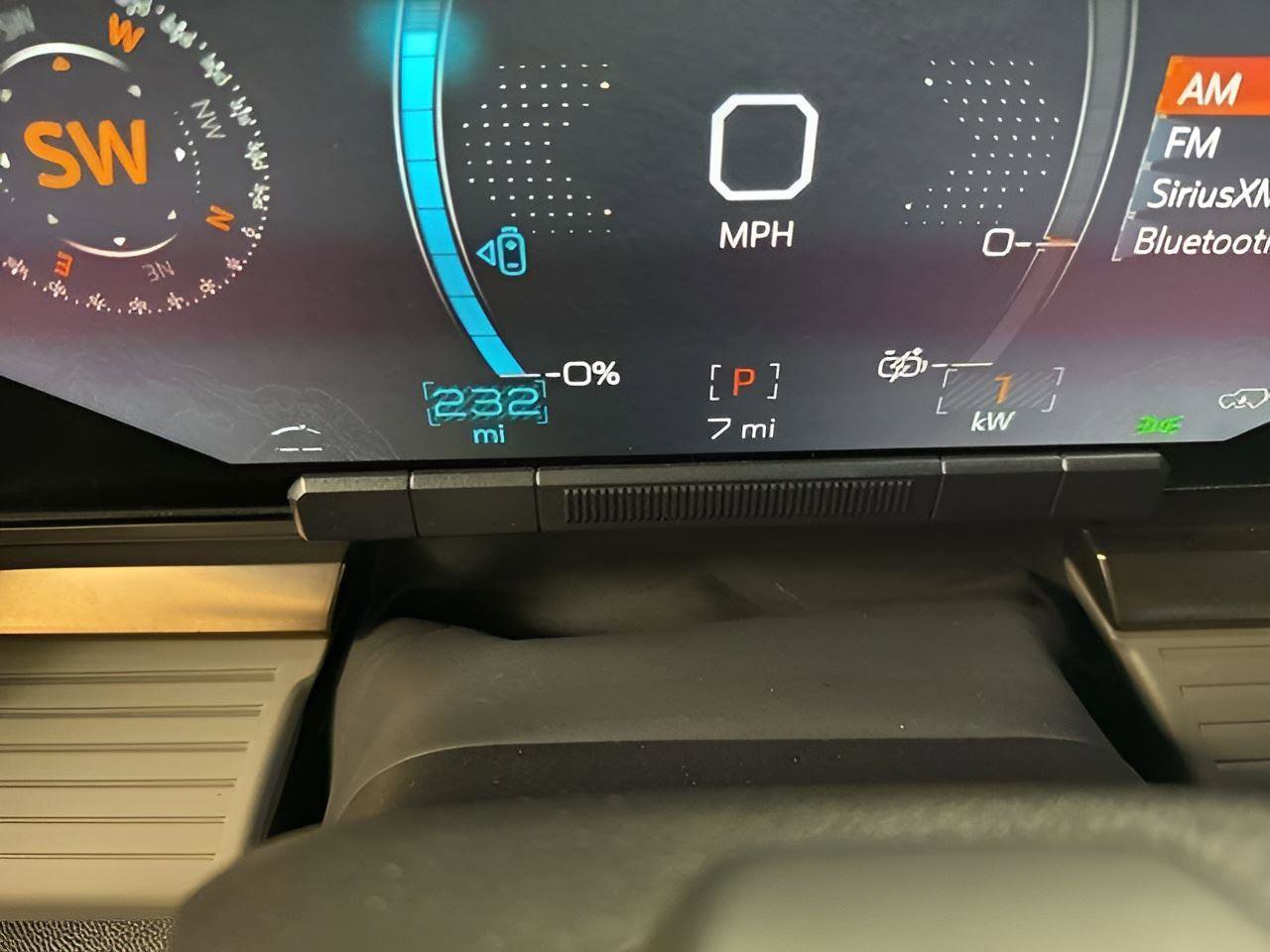 New 2025 GMC Hummer EV 3X w/ LPO, Cargo Utility Package image 17