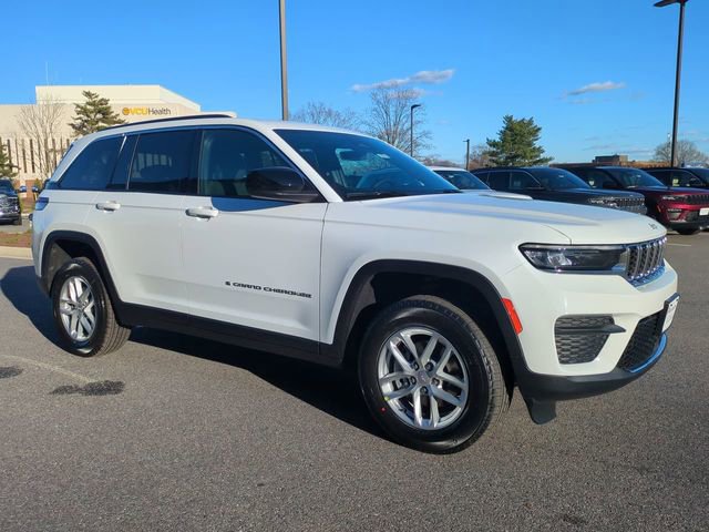 New 2025 Jeep Grand Cherokee Laredo X w/ Trailer Tow Package image 2
