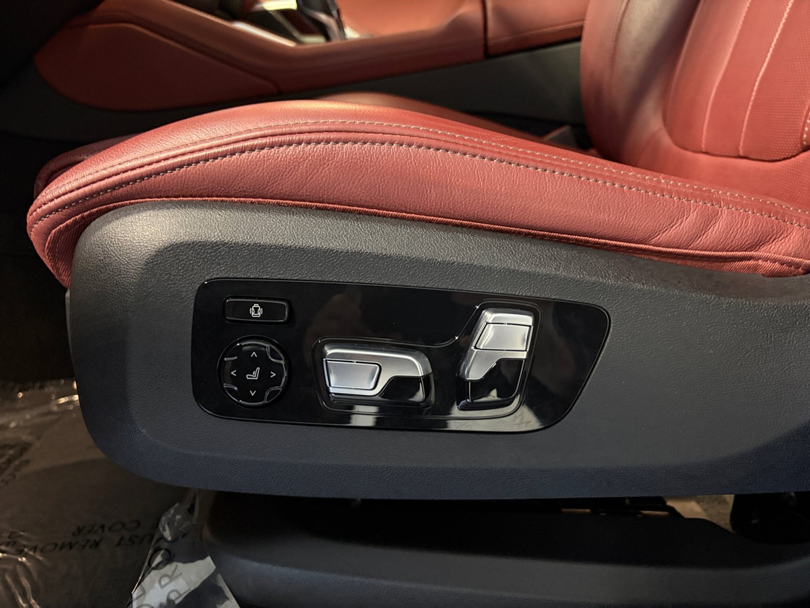 Used 2022 BMW X6 M50i w/ Executive Package AWD/4WD image 23