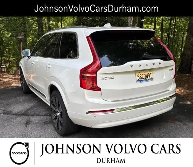 Used 2023 Volvo XC90 B6 Ultimate w/ Protection Package Premier AWD/4WD image 4