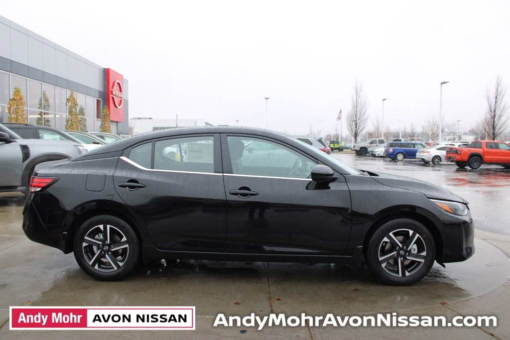 New 2025 Nissan Sentra SV image 3