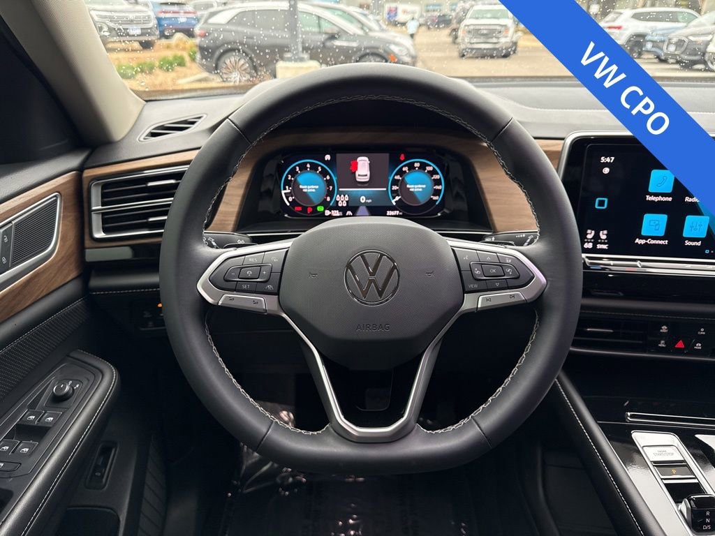 Certified 2024 Volkswagen Atlas SE AWD/4WD image 14