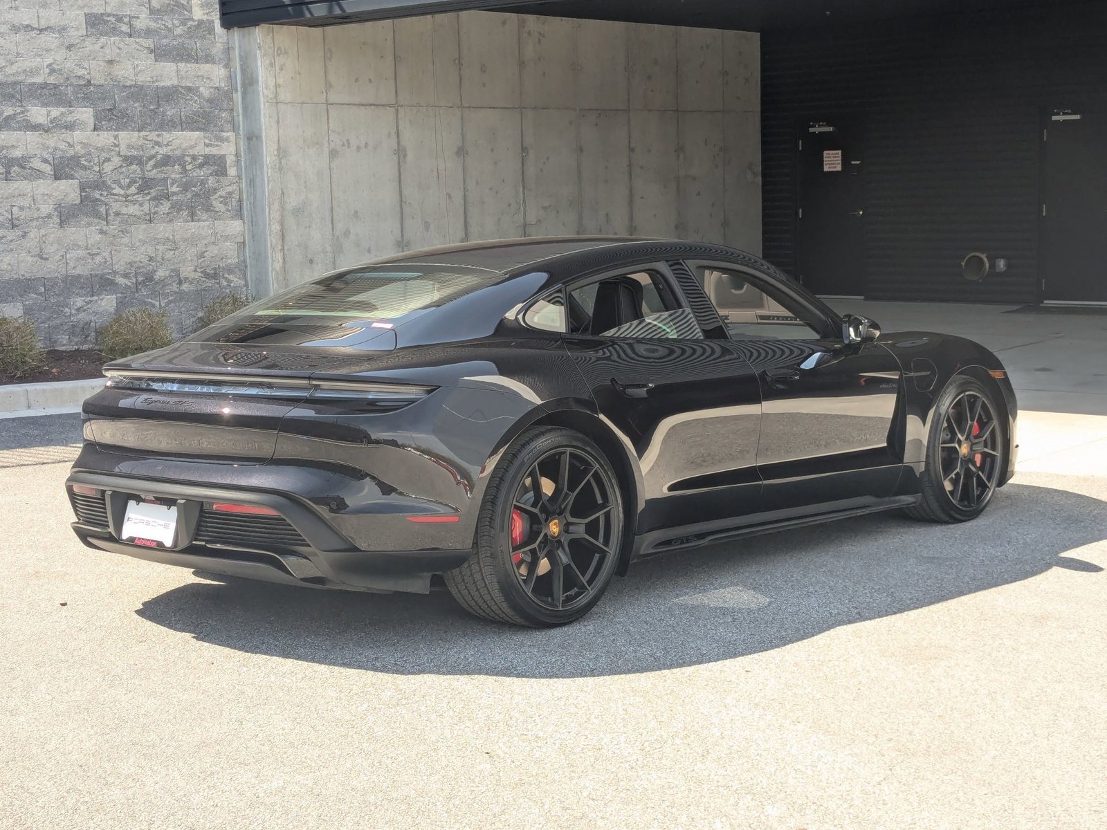 New 2025 Porsche Taycan GTS image 9