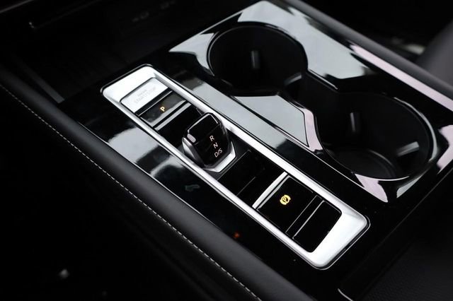 New 2026 Volkswagen Atlas SE image 17