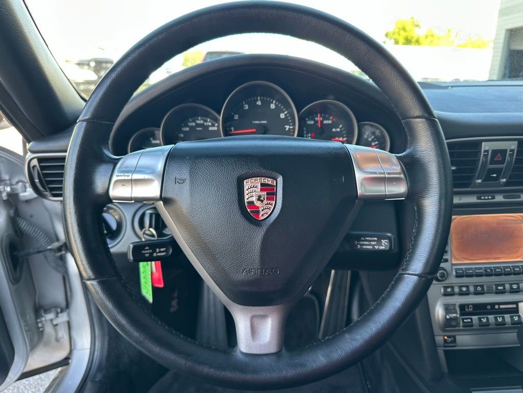 Used 2006 Porsche 911 Carrera image 27
