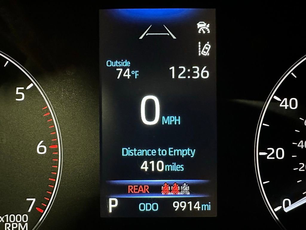Used 2025 Toyota Corolla SE FWD image 24