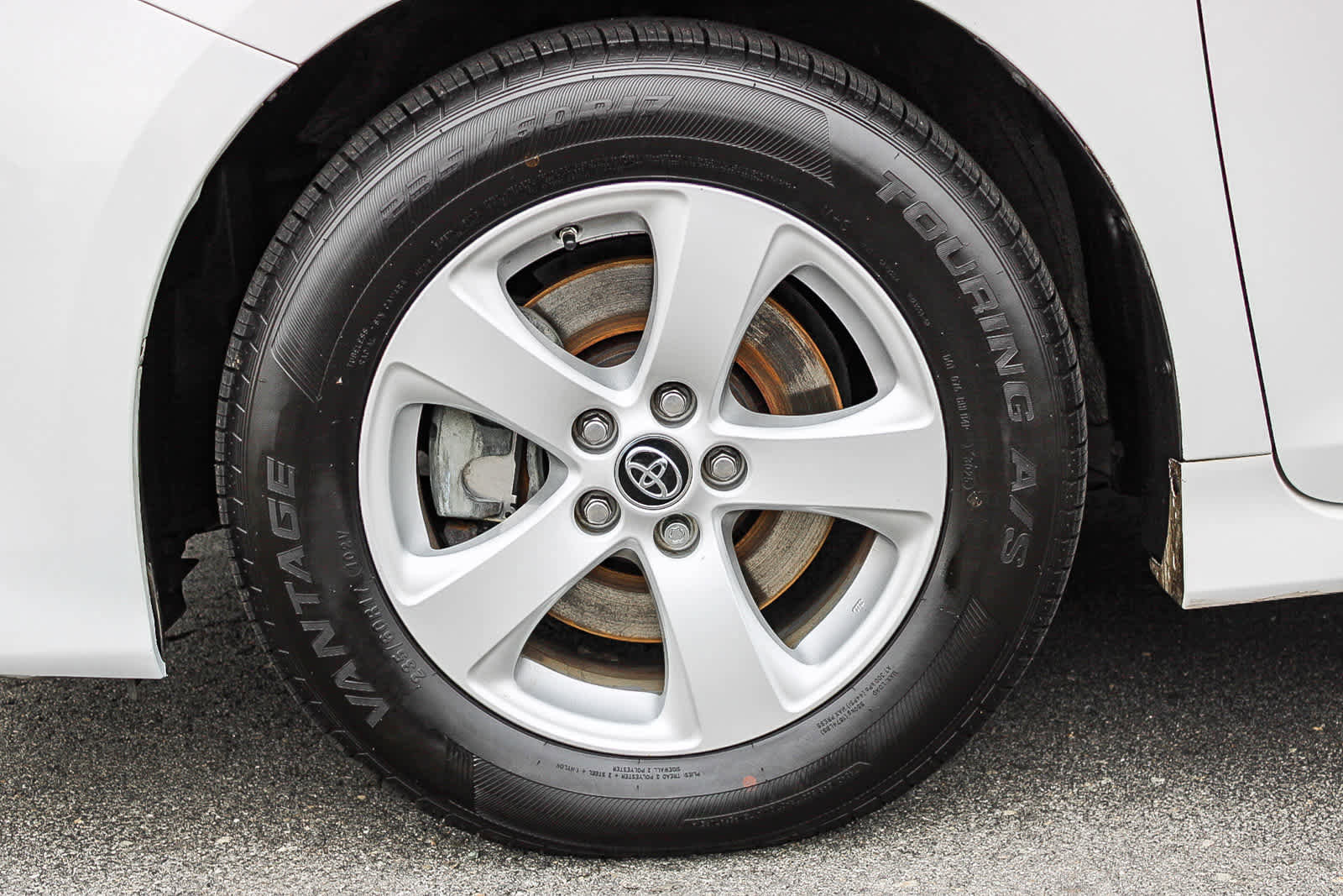 Used 2020 Toyota Sienna L image 9