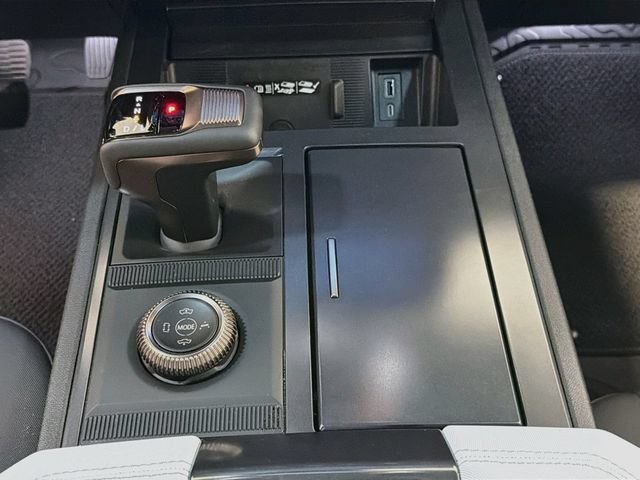 Used 2024 GMC Hummer EV 3X w/ Omega Edition AWD/4WD image 16