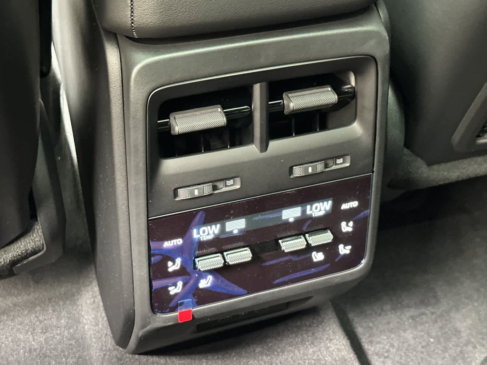 New 2026 Porsche Macan Electric RWD image 14