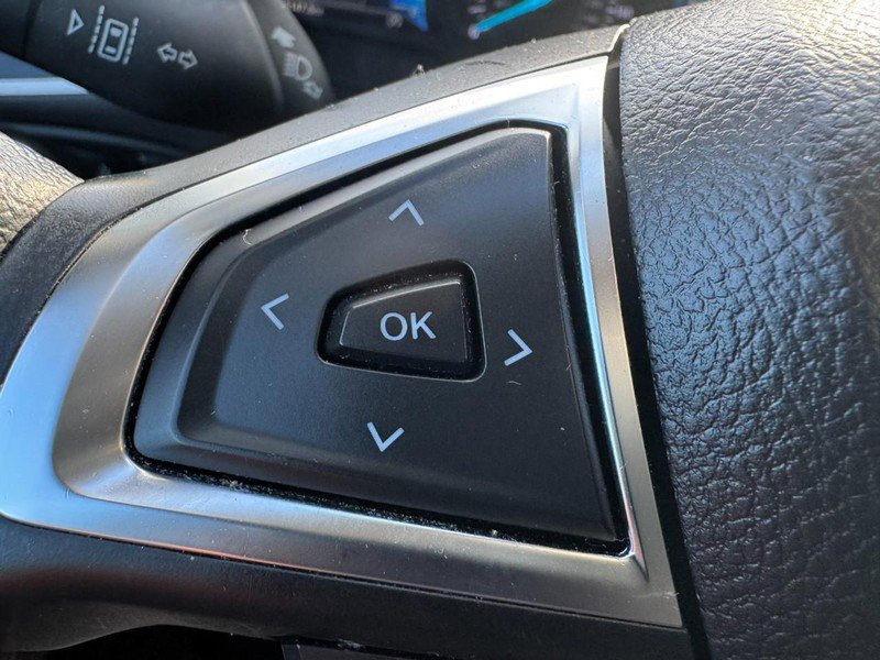 Used 2024 Ford Edge SEL w/ Convenience Package AWD/4WD image 16