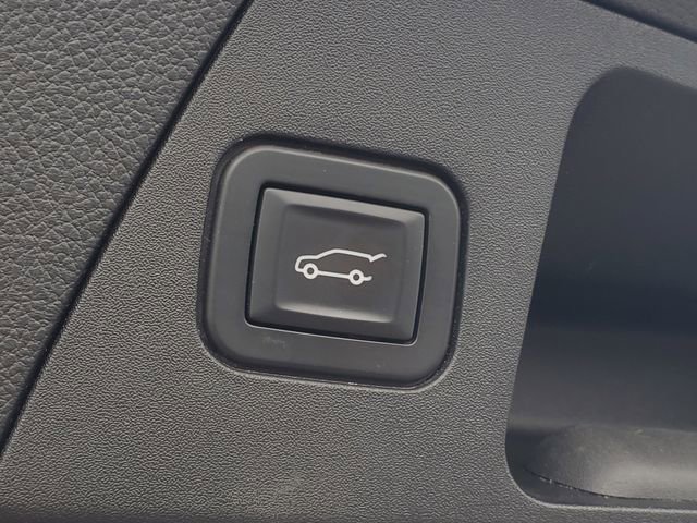 Used 2017 Buick Envision Essence FWD image 30