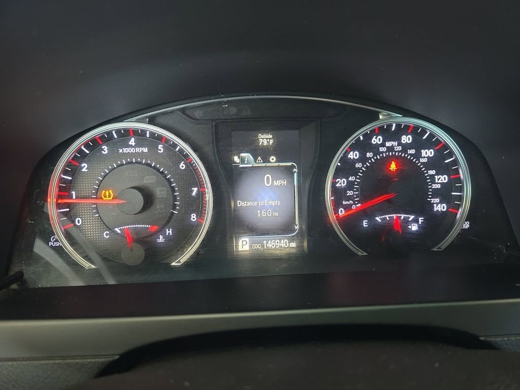 Used 2016 Toyota Camry SE image 14