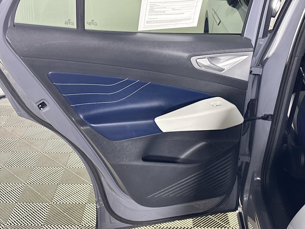 Certified 2023 Volkswagen ID.4 Pro S AWD/4WD image 21